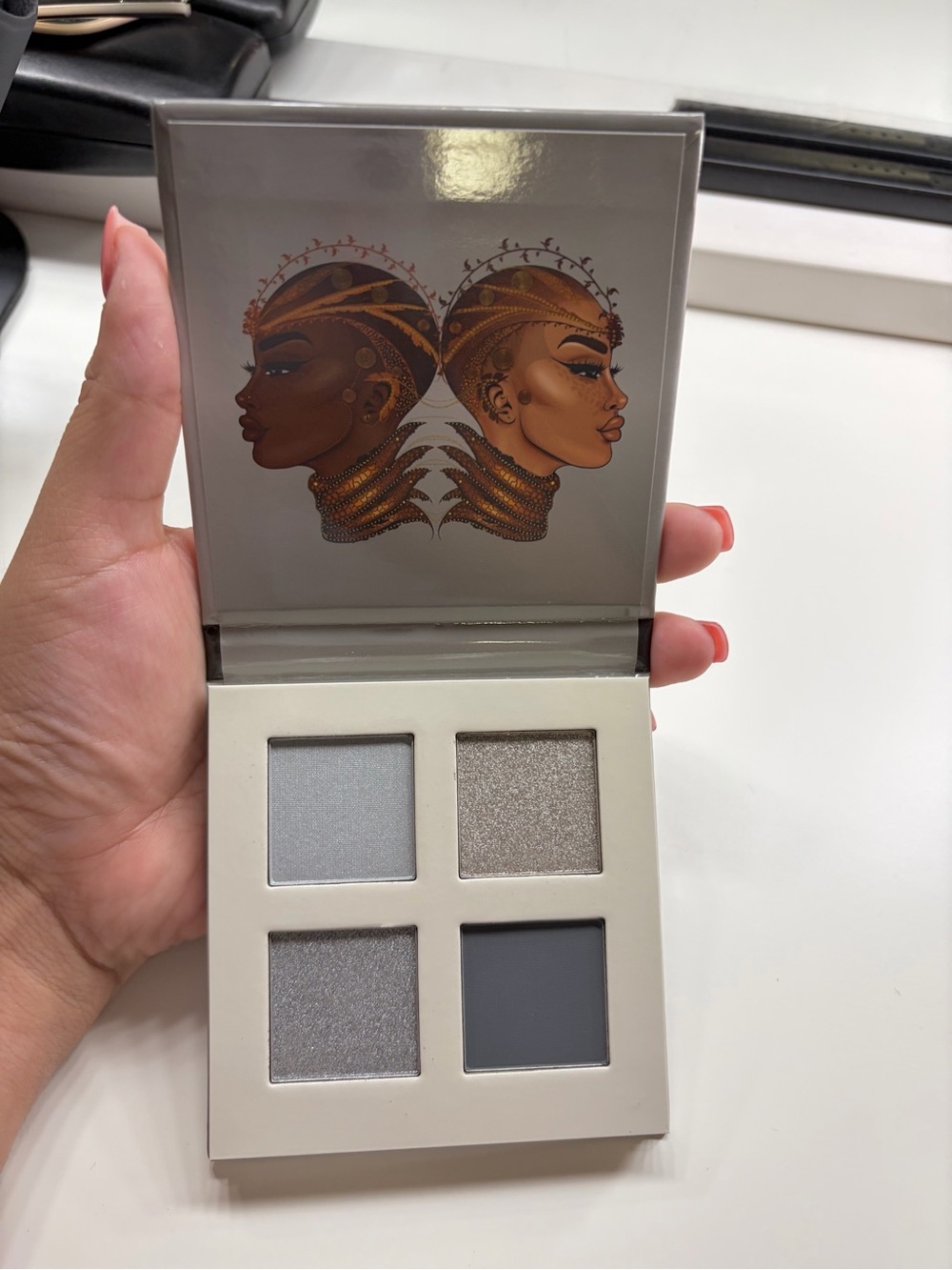Juvias Place The Rebel Greys Pallet